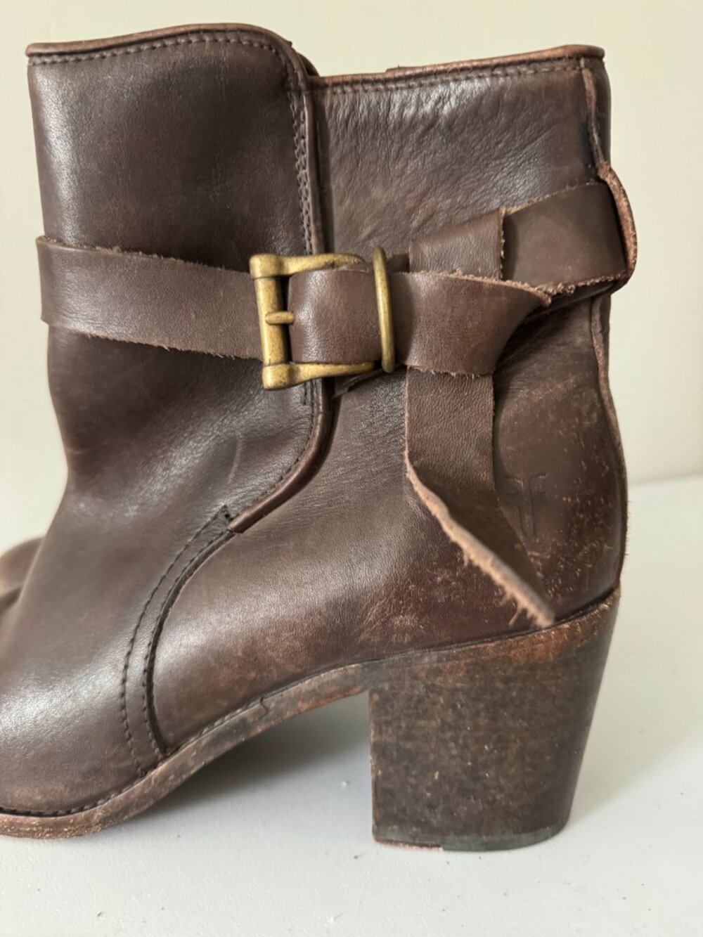 Frye Malorie Knotted Short Heeled Bootie Womens 9.5M Brown Leather 76117, 347611 - Picture 2 of 15